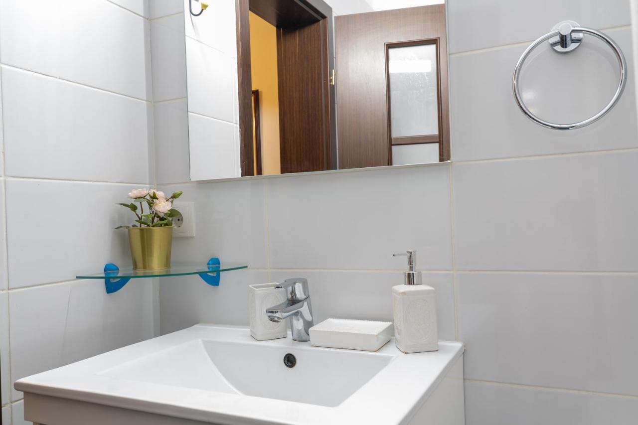 Nottara Theatre Spacious 85Sqm 1Br Ap With Self Check In Bucarest Exterior foto